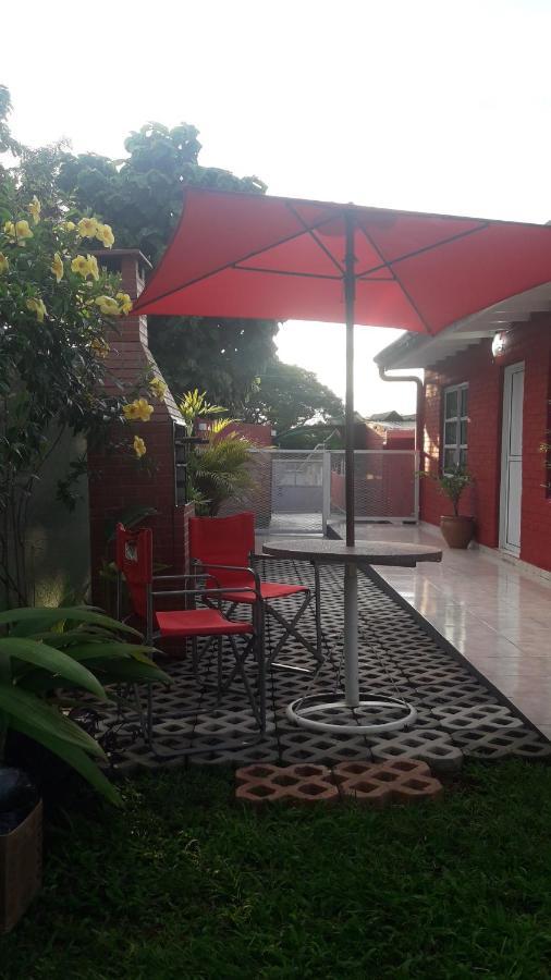 En Familia Villa Puerto Iguazú Kültér fotó