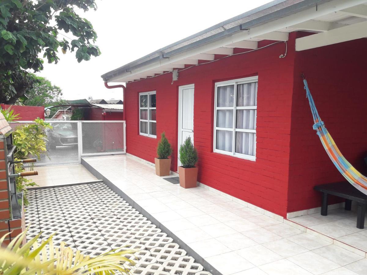 En Familia Villa Puerto Iguazú Kültér fotó